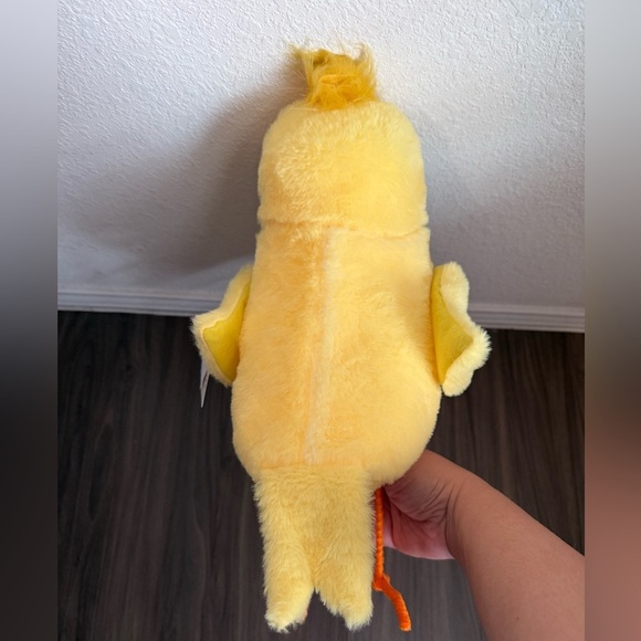 Celebrate it Easter Yellow Chick with Floral Collar decor -NWT - Picture 4 of 6